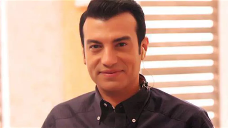 بالفيديو.. إيهاب توفيق ضيف 