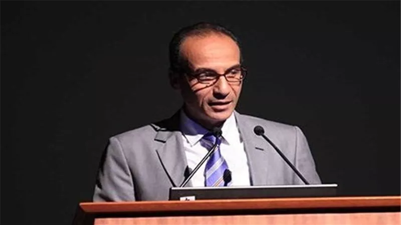 ندوات وأمسيات شعرية بمعرض نادي طلعت حرب للكتاب