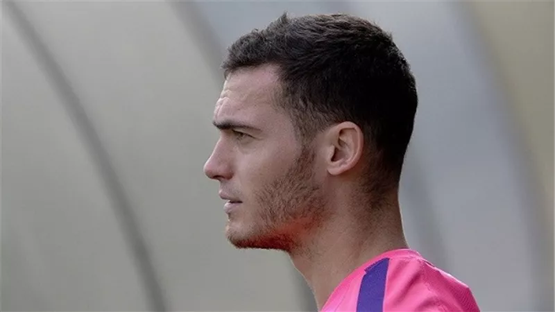 رسميًا.. لاعب برشلونة السابق ينضم لصفوف روما