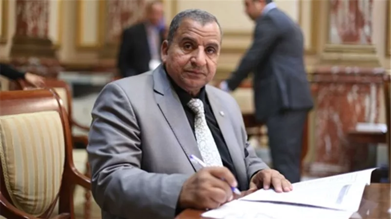 برلماني عن تأخر قانون 