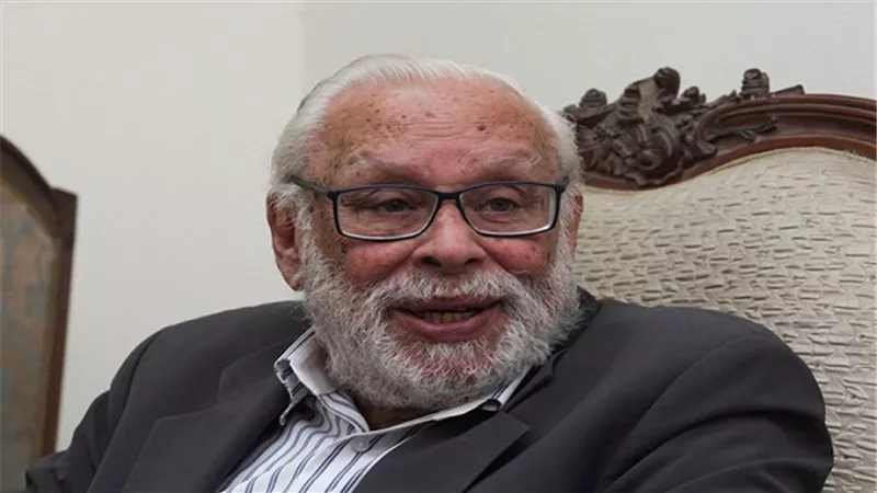 جورج إسحاق يطالب بالإفراج عن المحبوسين لتخفيف تكدس السجون