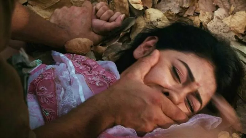 3 ذئاب بشرية يغتصبون فتاة تحت تهديد السلاح بالمرج 