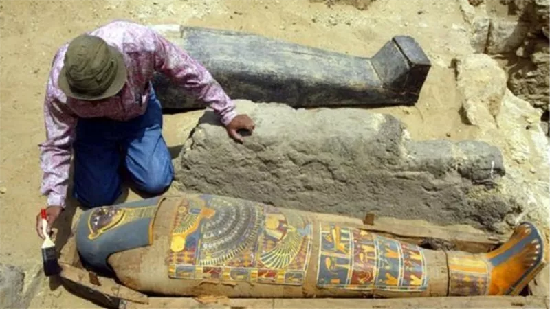 أستاذ آثار: غياب المعلومات يهدد عودة الآثار المنهوبة بالخارج