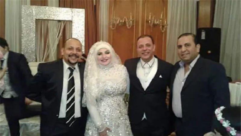 ميار الببلاوي ترد على منتقدي ارتدائها فستان الزفاف للمرة الرابعة 