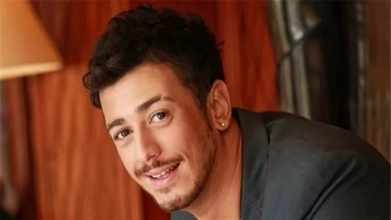 سعد لمجرد يروج لكليب 