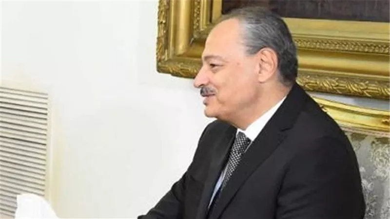 النائب العام يطير إلى السعودية في زيارة تستغرق عدة أيام