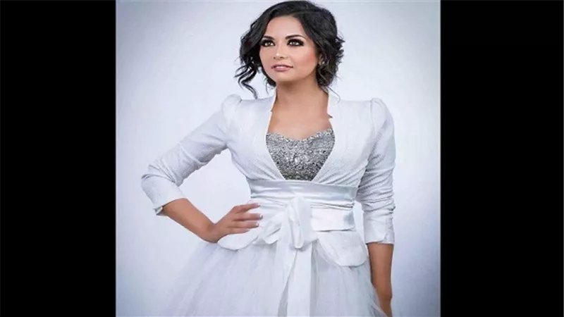 سهر الصايغ تظهر بإطلالة 
