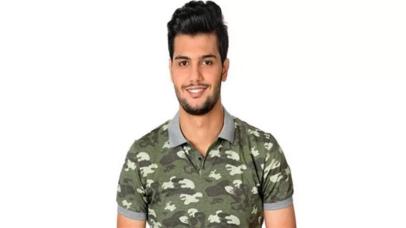 محمد سعد يتعاقد مع شركة 