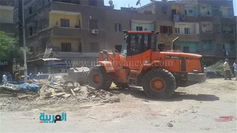 بالصور.. حملة لإزالة الإشغالات بمدينة 