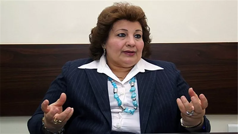 مارجريت عازر: من يمتلك مستند ضد النواب يقدمه على الفور 