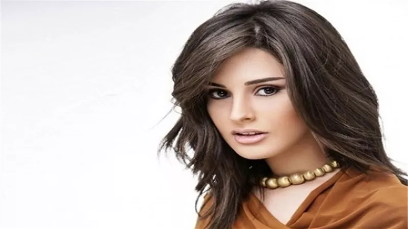 نسرين إمام: فكرت كثيرًا قبل قراري بالاعتزال