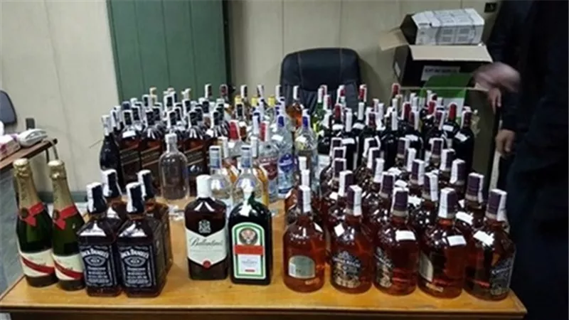 ضبط 100 ألف لتر خمور مهربة في الفيوم