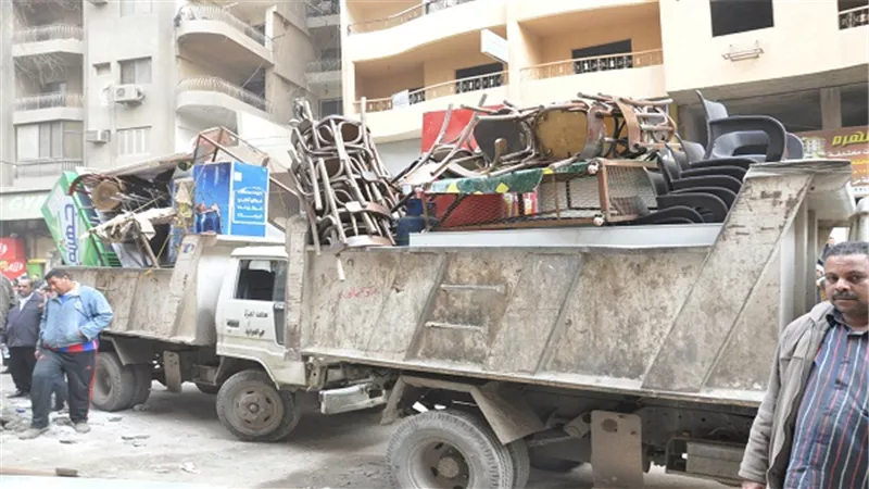 حملة مكبرة لإزالة الإشغالات بالنهضة 