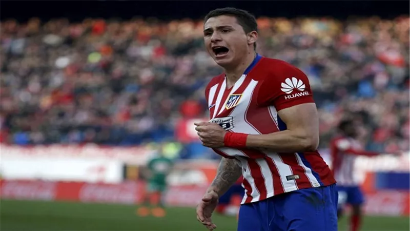الأرسنال يفاوض خيمينز مدافع أتلتيكو مدريد 