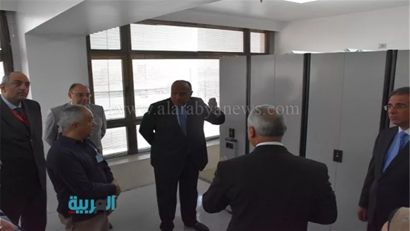 بالصور.. وزير الخارجية يفتتح مركز وثائق القطاع القانوني