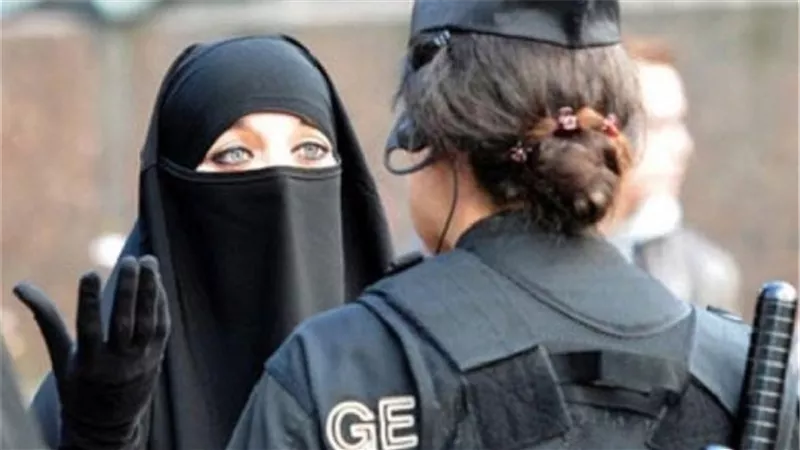 سياسيون يدعون لحظر النقاب في النمسا