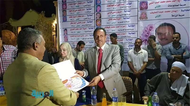 النائب خالد أبوزهاد يكرم المتفوقين علميًا من أبناء سوهاج