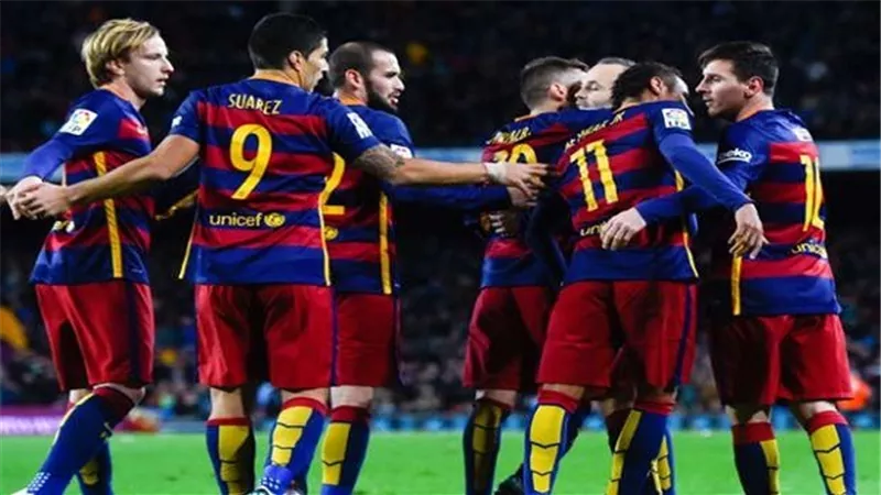 برشلونة يفجر مفاجأة بشأن حارس مرماه