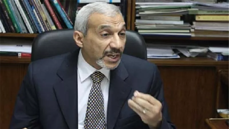 أستاذ العلوم السياسية: إيران تقدم تسهيلات لروسيا للإبقاء على الأسد