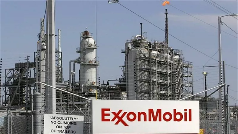 بعد تفشي الفساد.. نقابة 