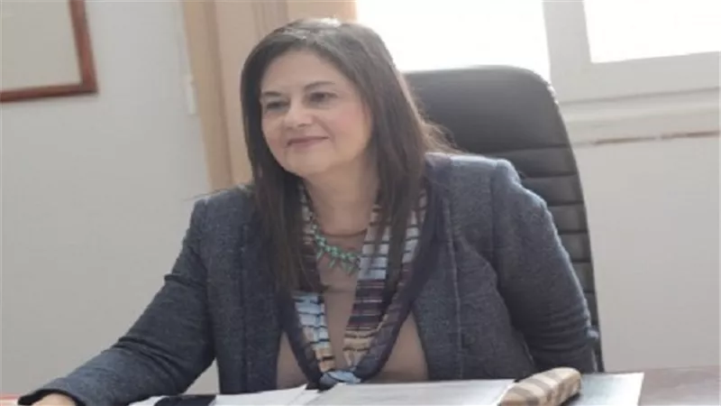 عميدة 