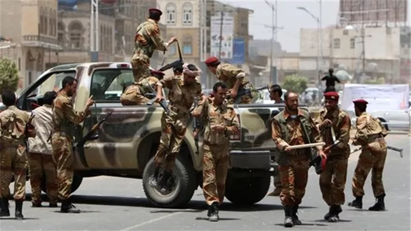مقتل وجرح 20 في مواجهات بين الجيش اليمني والمسلحين بمأرب 