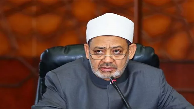 الإمام الأكبر يتناول الغداء مع أسرة الرئيس الشيشاني بمنزله