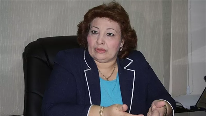 مارجريت عازر: 