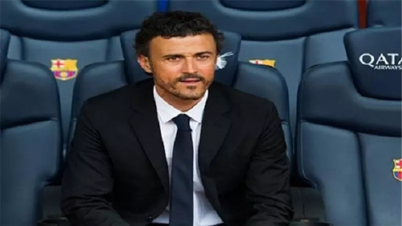 إنريكي يعلن قائمة برشلونة لمباراة أتليتك بلباو