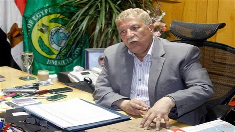 محافظ الإسماعيلية يلتقى 