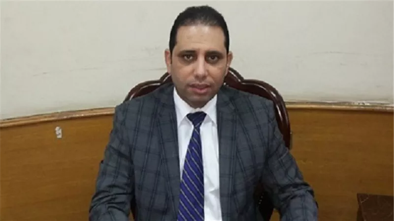 رئيس لجنة 