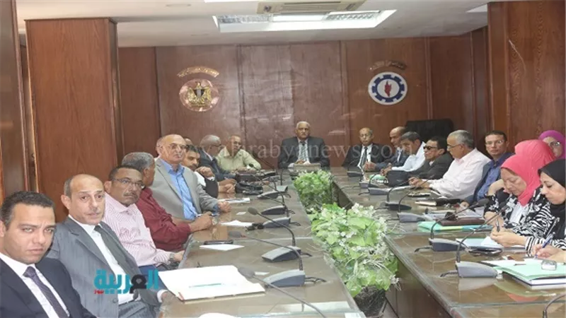 بالصور.. محافظة السويس تدرس إقامة منطقة صناعية بـ