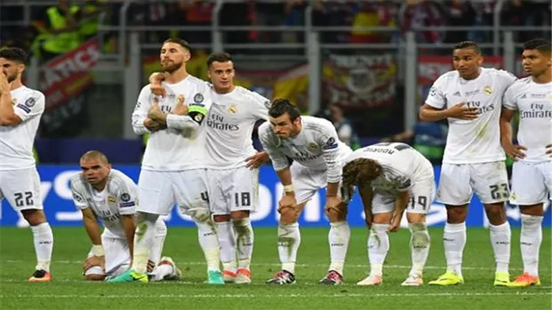 اليوم.. ريال مدريد يستغنى عن أحد نجومه