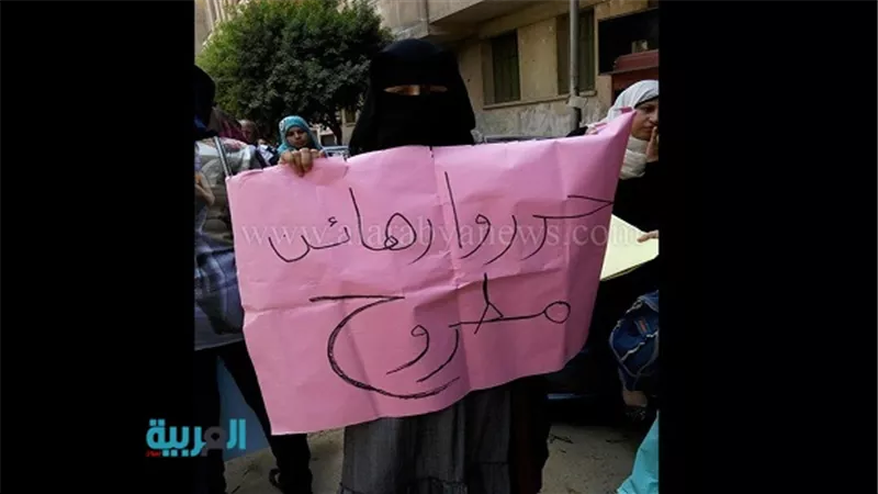 بالصور.. المعلمات المغتربات بمطروح أمام 