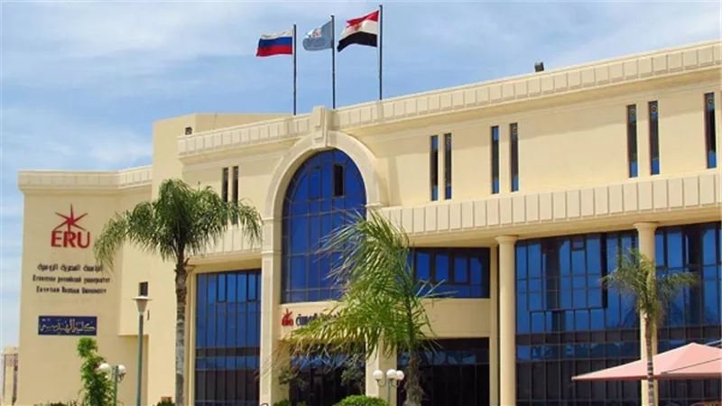 الجامعة المصرية للتعلم الإلكتروني تحتفل بتخريج 160 طالبًا الجمعة