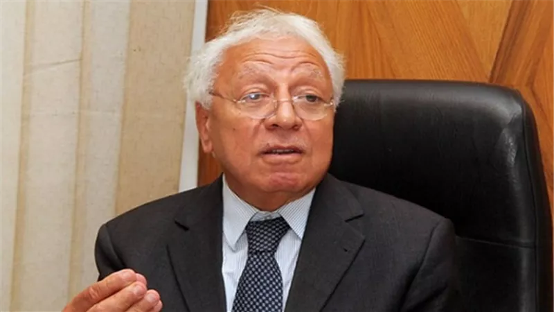 بالفيديو.. فقيه دستورى يوضح شروط حصول مصر على أموال مبارك 
