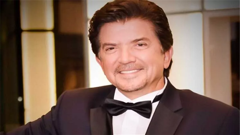 وليد توفيق يشارك جمهوره لتكريمه في حفل 