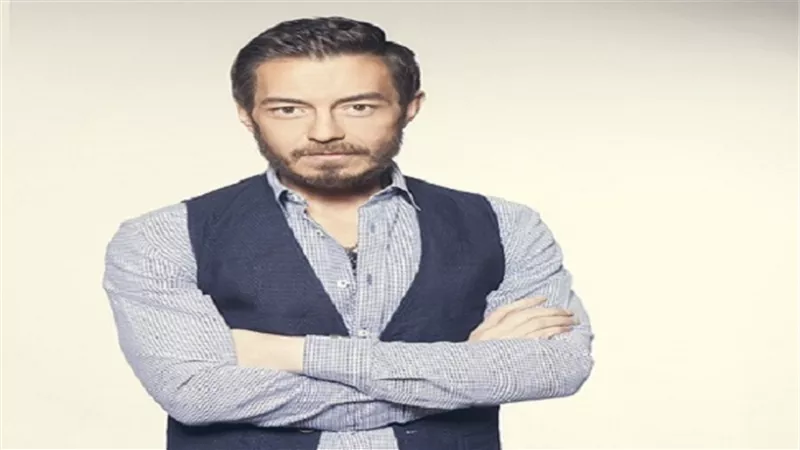 أحمد زاهر يحتفل بعيد ميلاد نجلته 