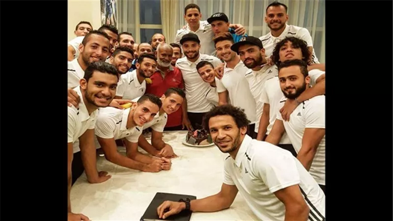 لاعبو الاتحاد يحتفلون بعيد ميلاد 