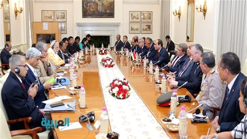 السيسي يعقد جلسة مباحثات مع رئيس وزراء الهند.. ويؤكد: مصر حريصة على المواجهة الفكرية للإرهاب من خلال تصويب الخطاب الديني.. الدولة ترسخ قيم الديمقراطية والمواطنة