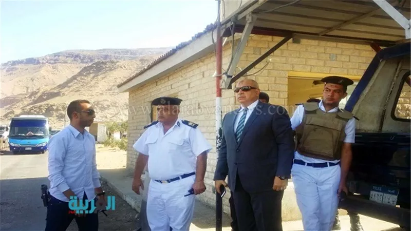بالصور.. ضبط 71 مخالفة مرورية في حملة أمنية بالسويس