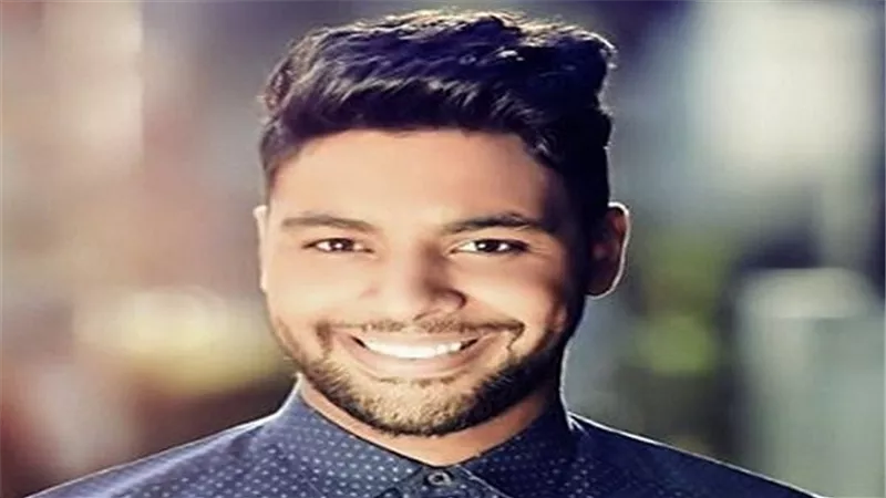 أحمد جمال يطلب من جمهوره التصويت له في 