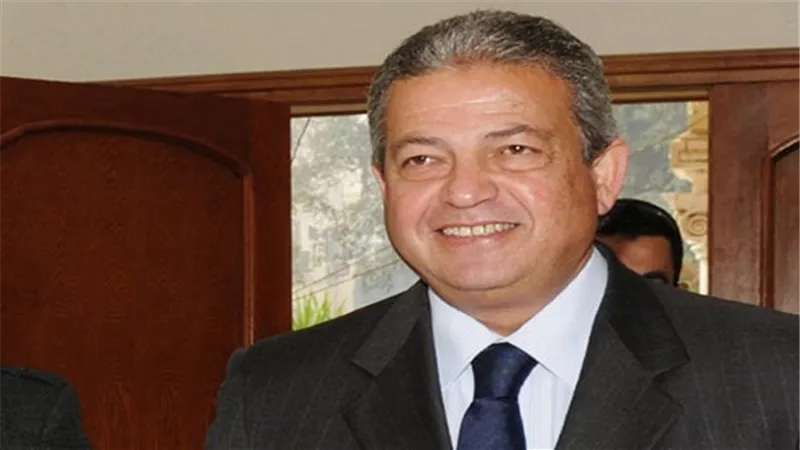 وزير الرياضة يهنئ 