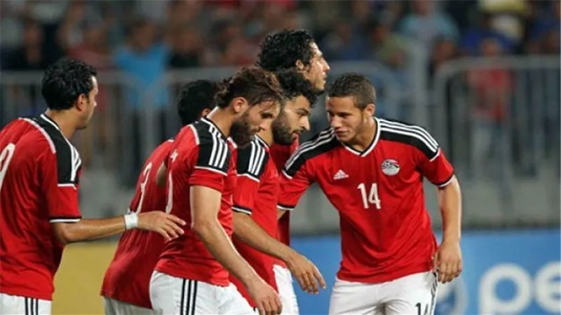 وتتوالى أحزان المنتخب.. إصابة الثنائي 