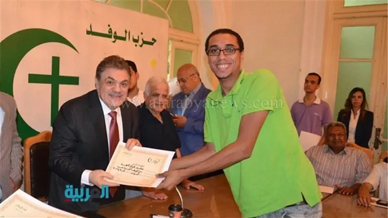 بالصور.. رئيس 