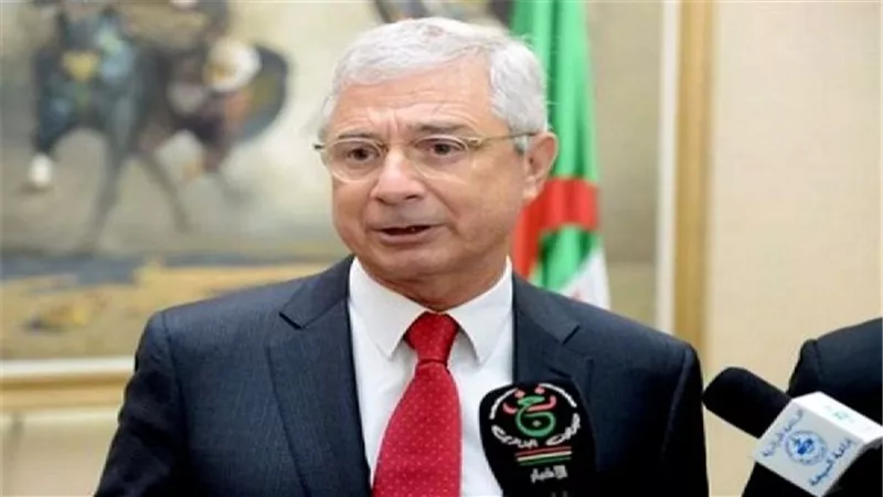 رئيس البرلمان الفرنسي في طهران لتعزيز العلاقات 