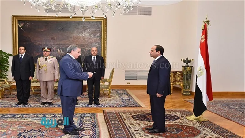 بالصور.. السيسي يشهد حلف وزير التموين والمحافظين الجدد لليمين