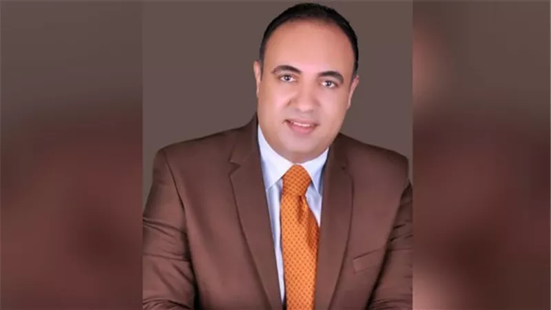 تعرف على تفاصيل اجتماع وزير الإسكان بنائب 
