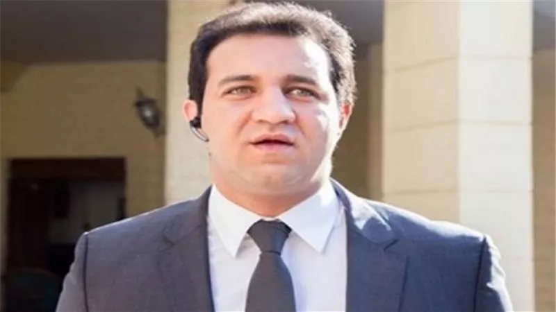 أحمد مرتضى منصور يطالب بإيقاف حركة القطارات في مصر 