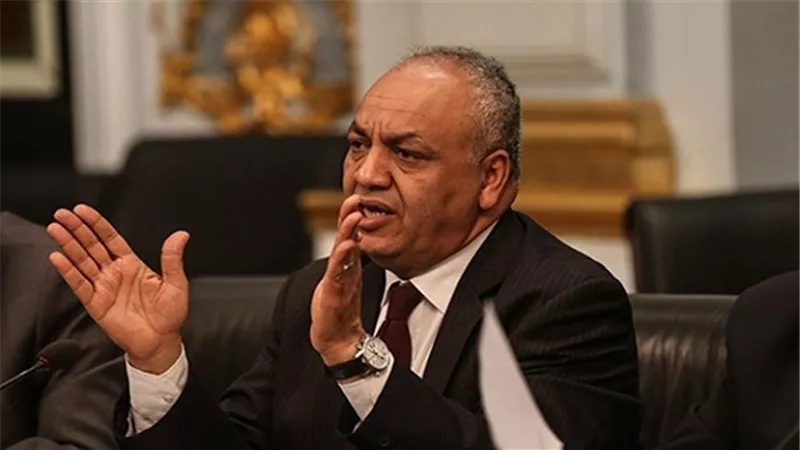مصطفي بكري مهنئًا المصريين بعيد الأضحى: 